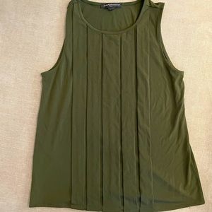 Banana Republic Sleeveless Top - dark green - XS